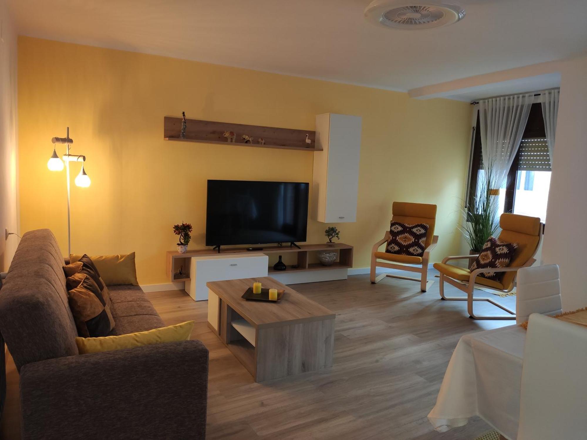 Apartamento Confort II La Seu d'Urgell Extérieur photo